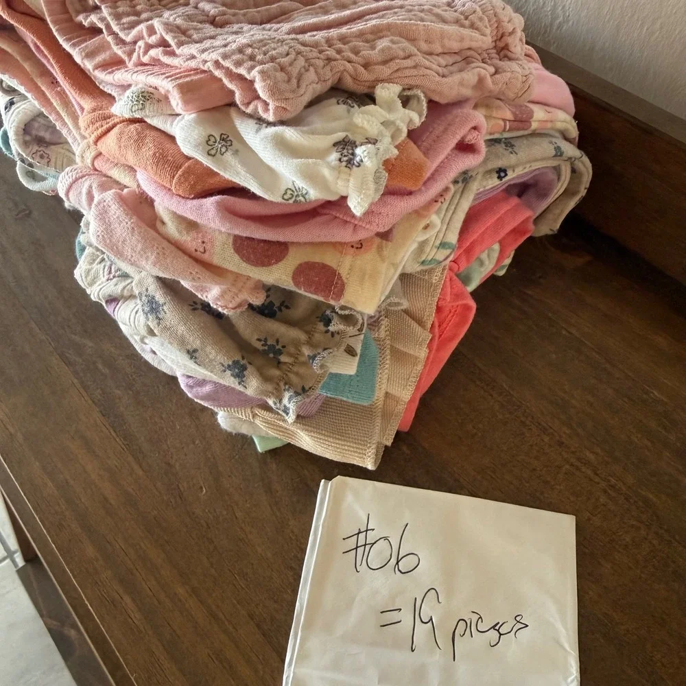Lot of 15+ Baby Girl Bundle 6-9M Pink Beige Neutral Clothes 19 Pieces 06